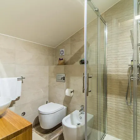 Villa Sleeps 8 With Pool Air Con And Wifi Rovinjsko Selo